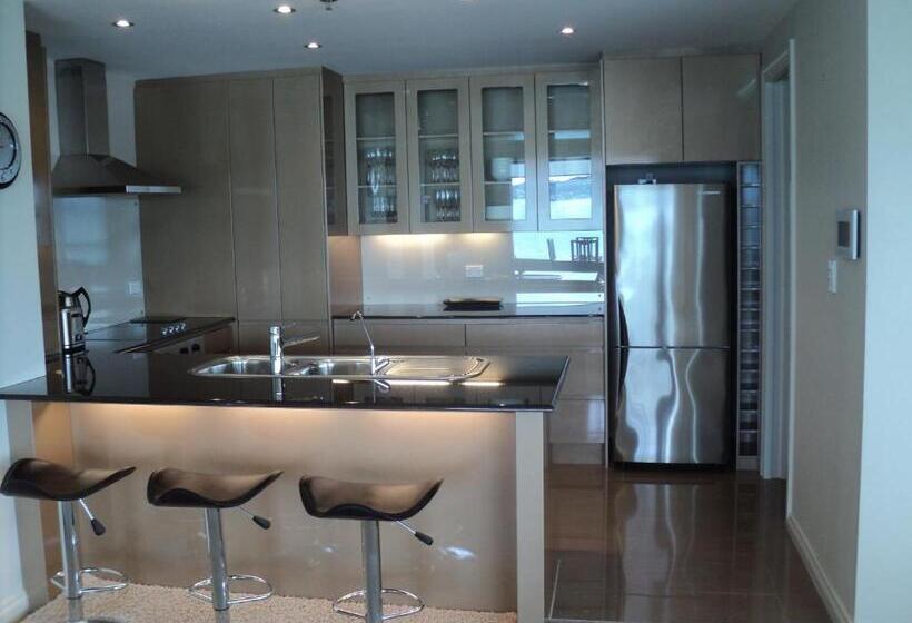 Апартаменты Пентхаус 1 Спальня, Edgewater Palms Apartments
