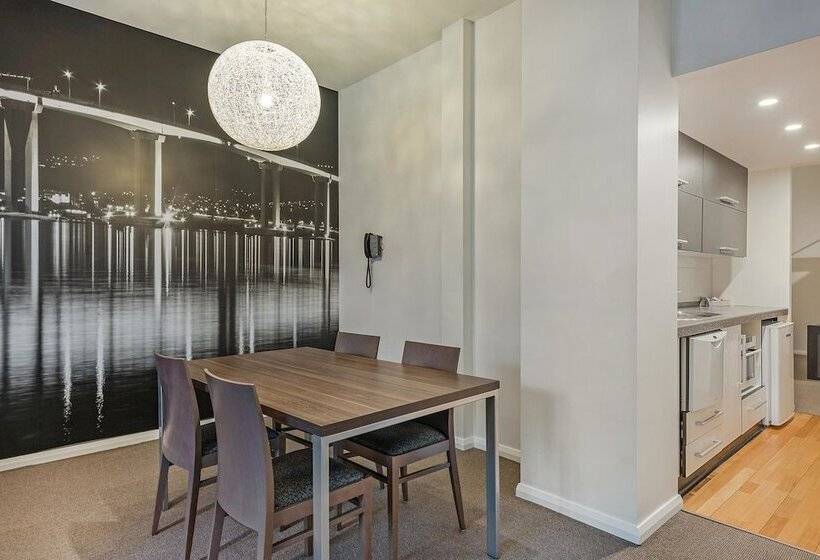 침실 1개 이그제큐티브 아파트, Mantra One Sandy Bay Road