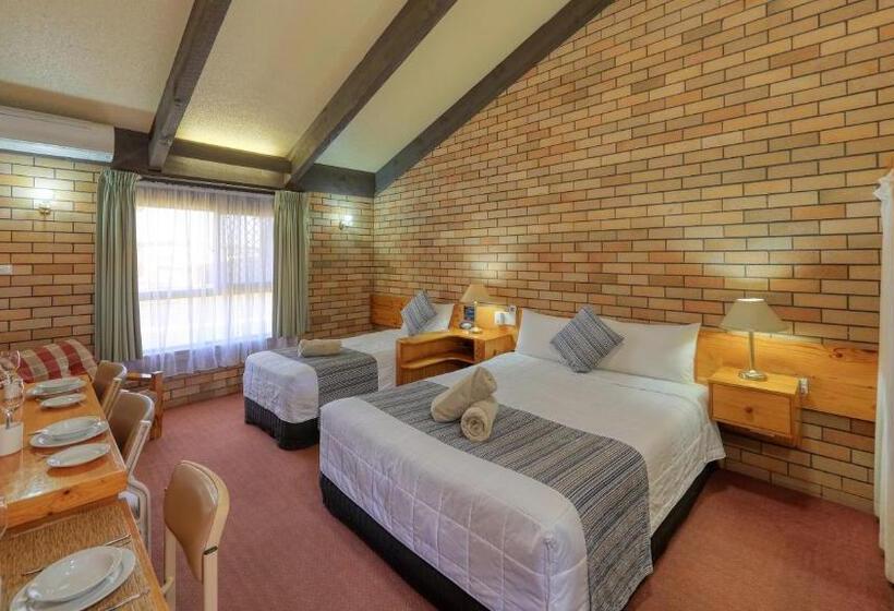 高级大房间, All Travellers Motor Inn