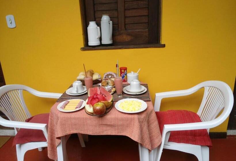 Quarto Triplo Standart, Pousada Caravelas