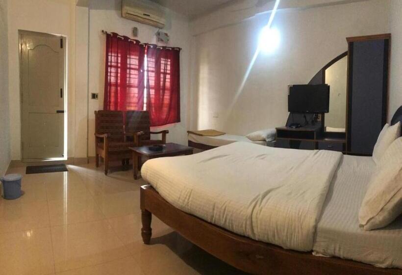 豪华三人间, Ice Berg Deluxe Lodge