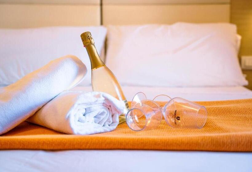 Номер Deluxe, Taormina Hotel Calipso