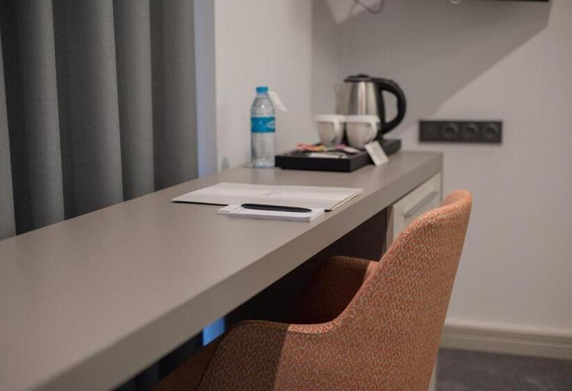 Номер Стандарт, Dovv Hotel Busıness