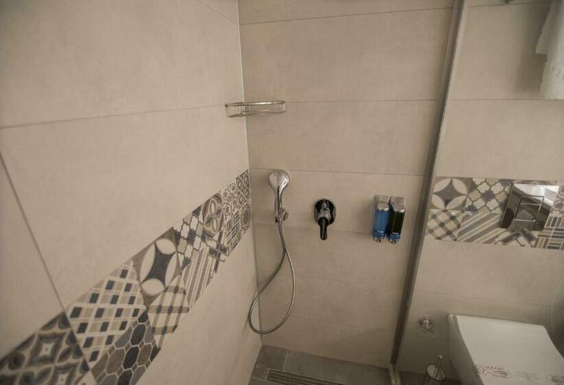 Номер Стандарт с Террасой, Dovv Hotel Busıness