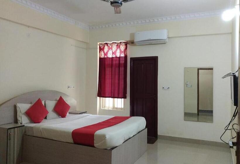 豪华房间, Staymaker Srinivasa Residency