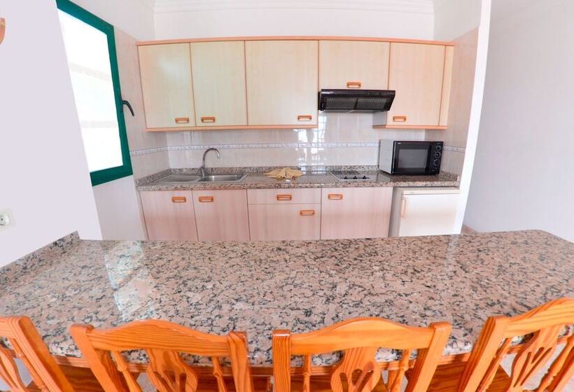 Апартаменты 1 Спальня с Балконом Вид на Бассейн, Apartamentos Tisalaya