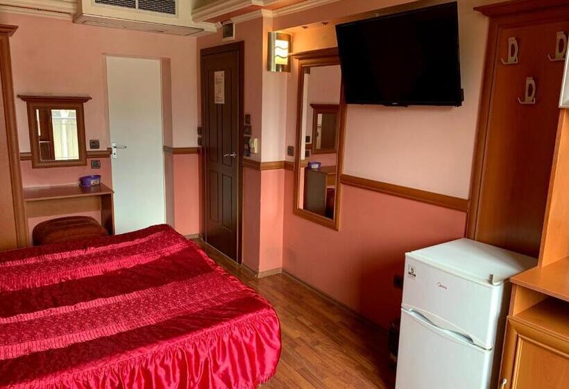 Номер Deluxe, California