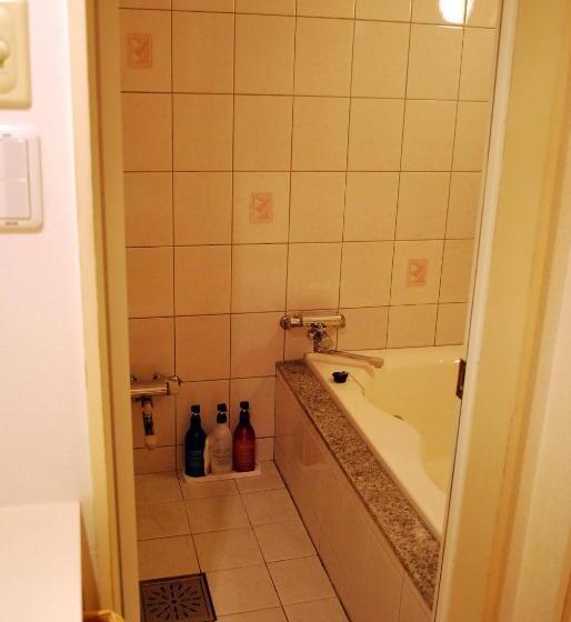 Люкс, Ena Hotel Venus