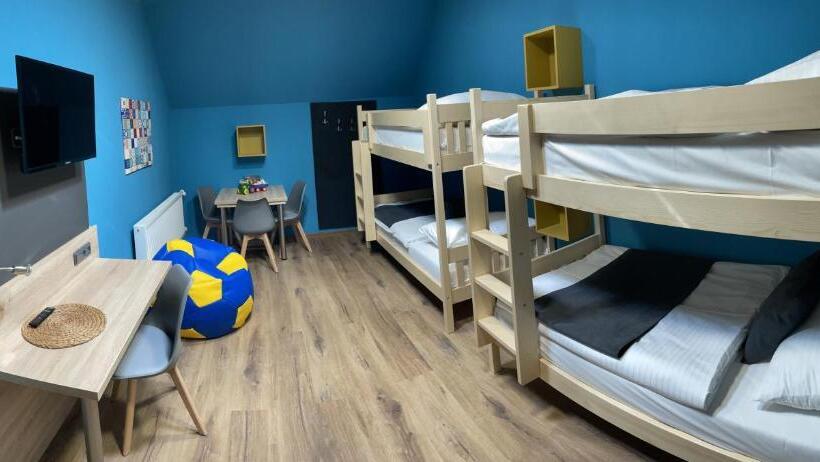 Family Suite, Benica