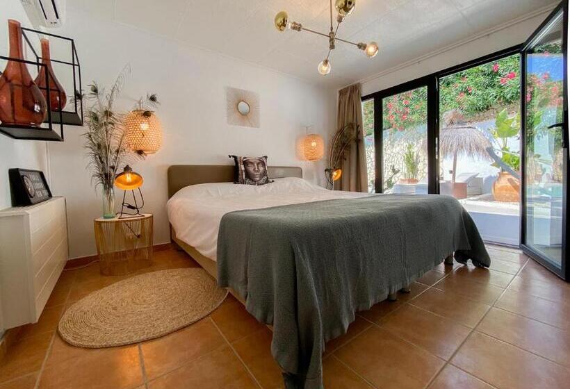 Номер Стандарт Вид на Бассейн, Caballito De Mar Boutique
