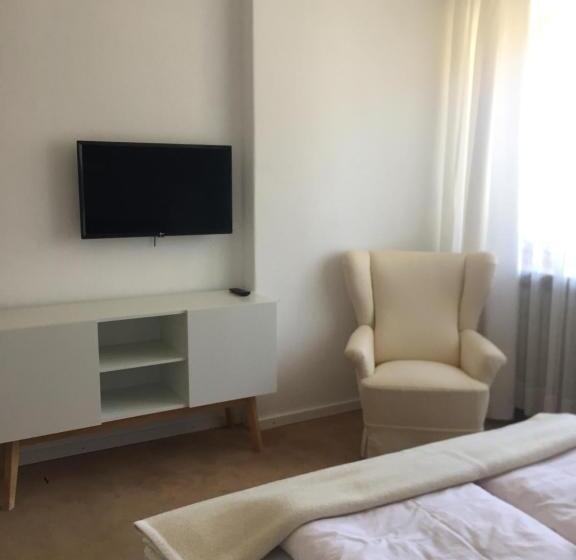 Номер Economy, Dietrichsteinerhof Apartments & Rooms