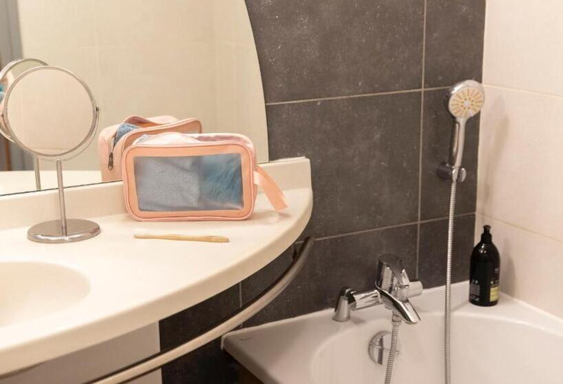 침실 2개 아파트, Aparthotel Adagio Annecy Centre