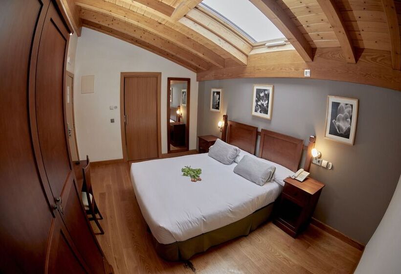 Номер Стандарт, Casa Azcona