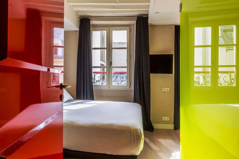 اتاق اجرایی, Hôtel De Lille   Saint Germain Des Près