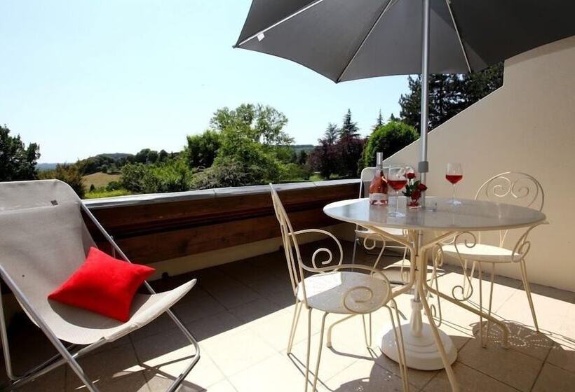 标准工作室, Hôtel Le Clos Roussillon