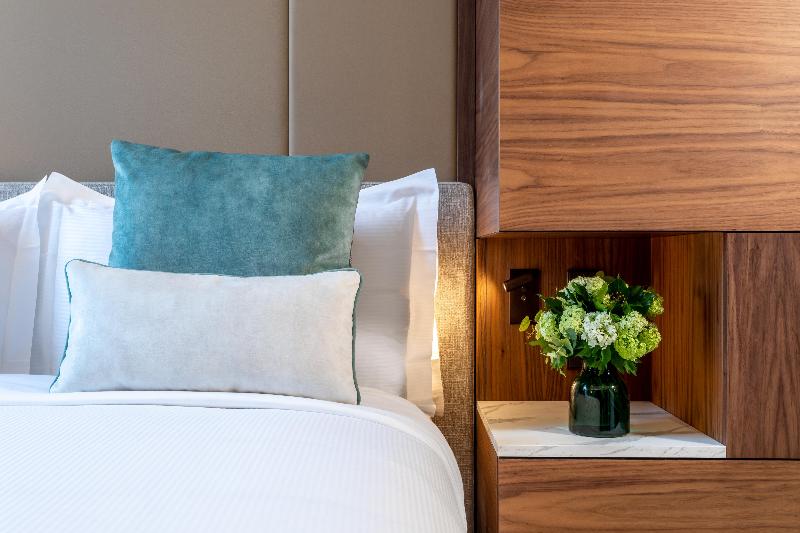 اتاق کلاسیک, Intercontinental Paris Champs Elysées Etoile, An Ihg