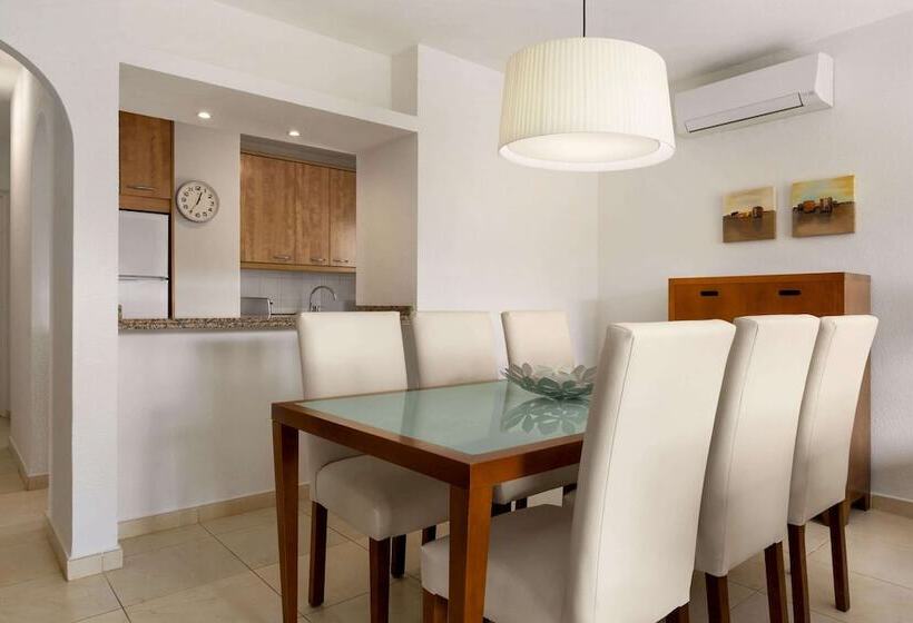 Вилла 3 Спальни, Wyndham Residences Golf Del Sur