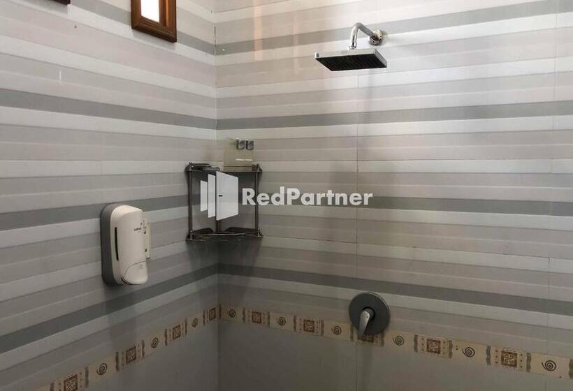 غرفة ديلوكس, Reddoorz At Daffi Araya