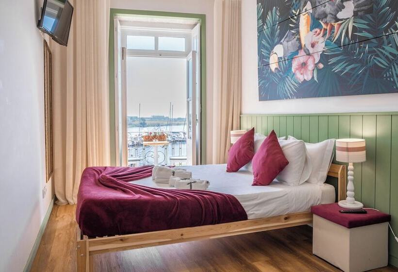 Номер Стандарт, Naval Guest House & Bistro