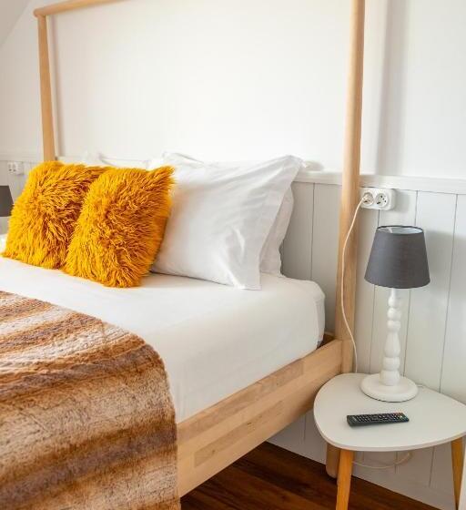 Номер Стандарт, Naval Guest House & Bistro