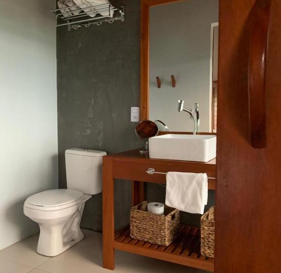 Quarto Triplo Deluxe, Vila Das águas