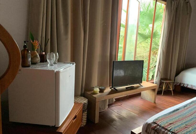 Quarto Triplo Deluxe, Vila Das águas