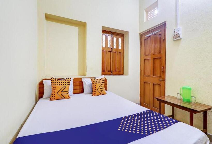 غرفة قياسية, O Shivaye Rest House