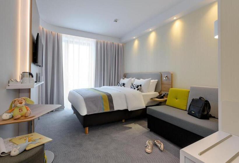 Номер Стандарт Двуспальная Кровать, Holiday Inn Express   Fulda, An Ihg