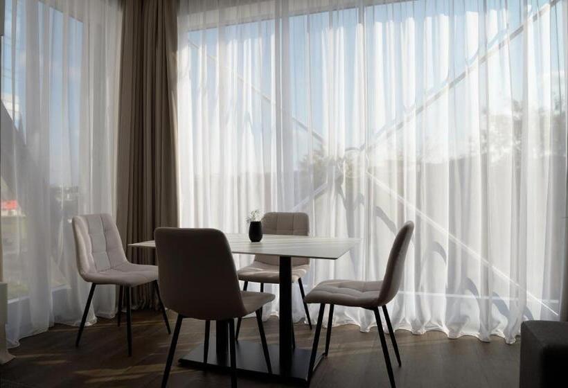 Люкс, Premier Hotel Miskolc