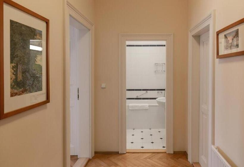 Apartamento 2 Dormitórios, Sibelius Apartments