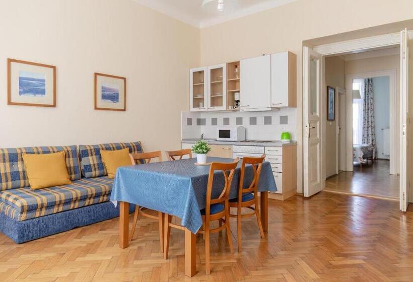 Apartamento Deluxe 1 Dormitório, Sibelius Apartments