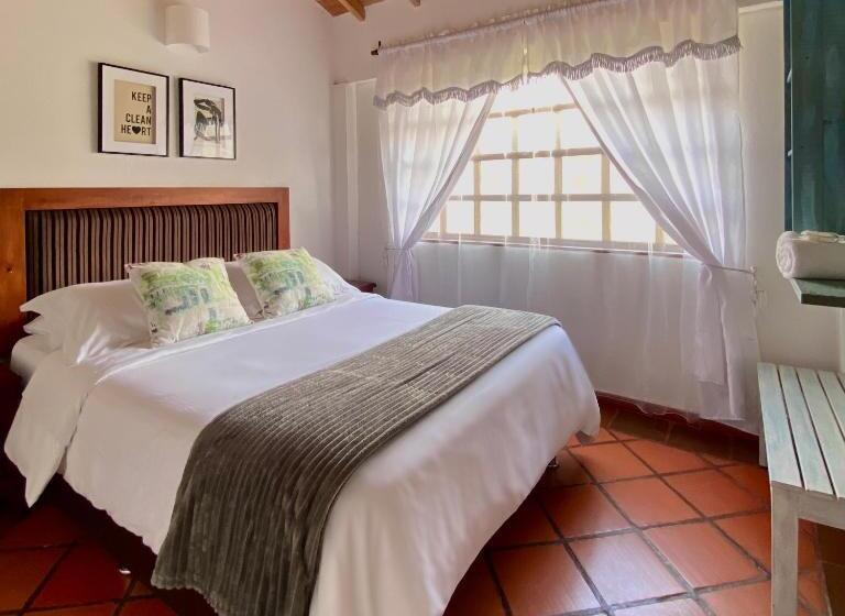 Standard Room with Terrace, Evoque Sáchica