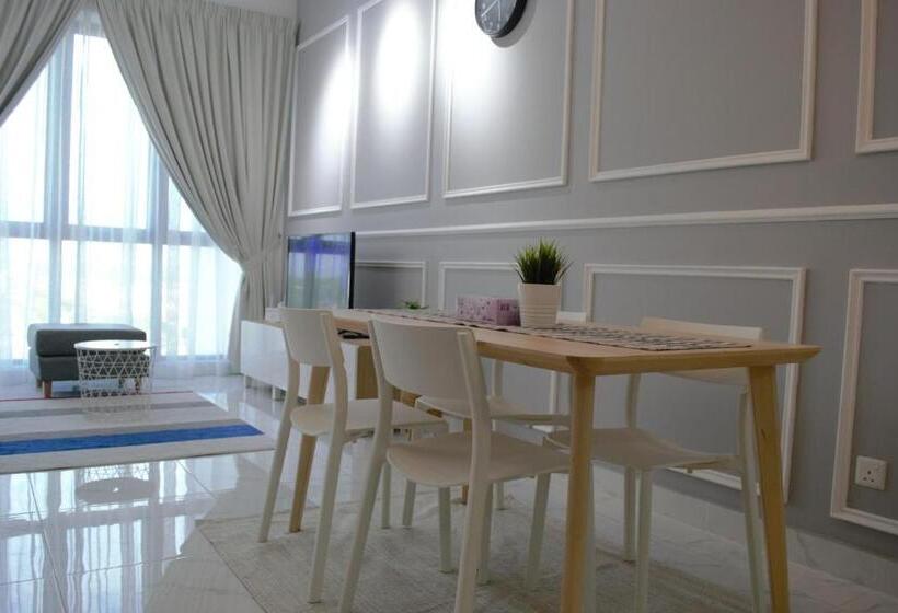 침실 2개 아파트, Zulanie Suite Troika Residence, Spacious And Cozy With Pool, Free Wifi & Netflix In Golden Triangle