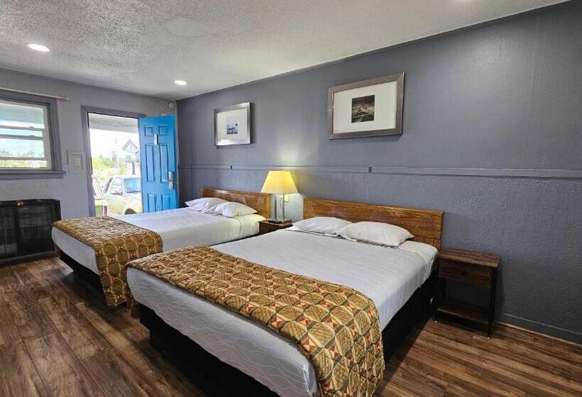Номер Стандарт, Travelers Inn