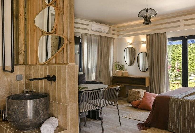디럭스 패밀리 룸, Avithos Resort