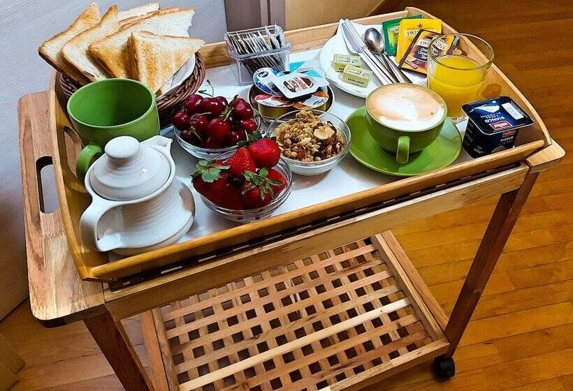 اتاق استاندارد یک نفره, La Locandiera B&b