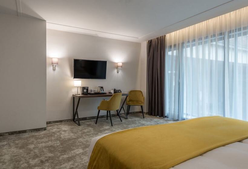 Люкс, Leonardo Boutique Hotel Budapest M Square