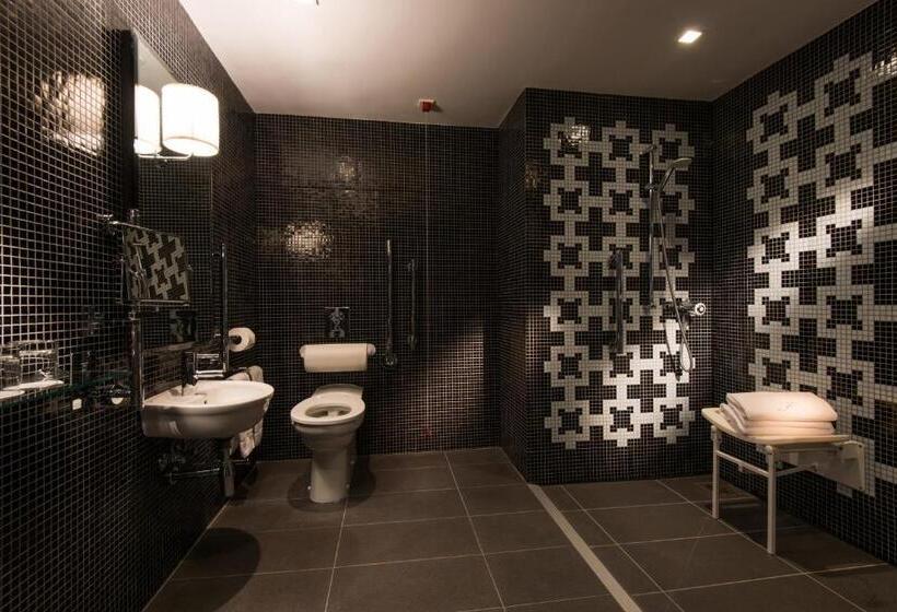 Номер Стандарт Адаптированный для Инвалидов, The Fitzwilliam Hotel Belfast