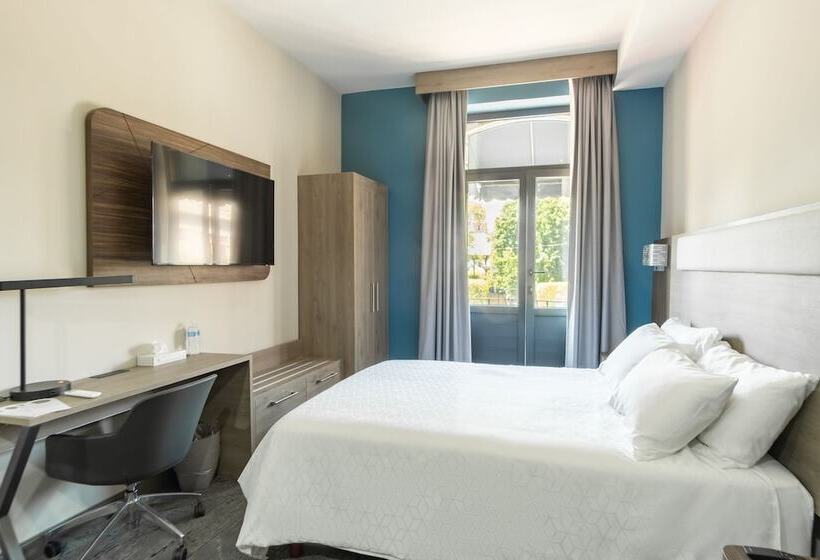 シティビューのダブルベッドスタンダードルーム, Holiday Inn Express Morelia Centro Historico