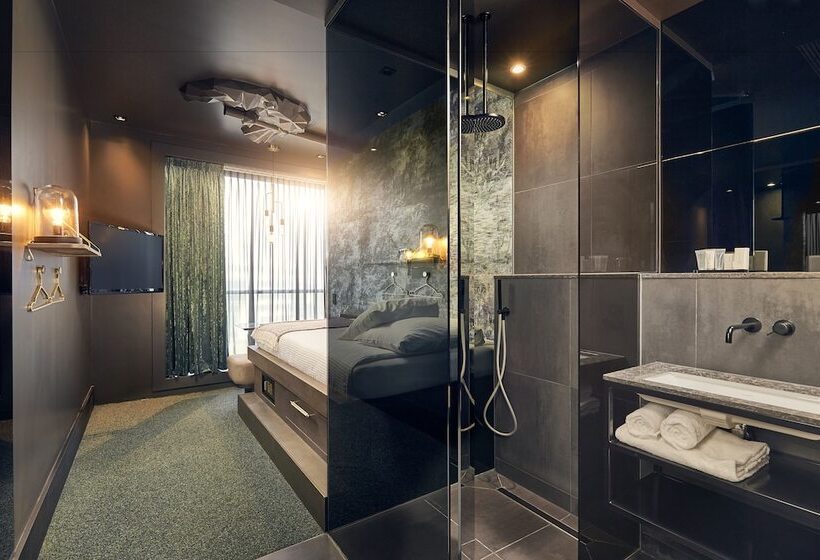 Номер Стандарт, Van Der Valk Hotel Brussels Airport