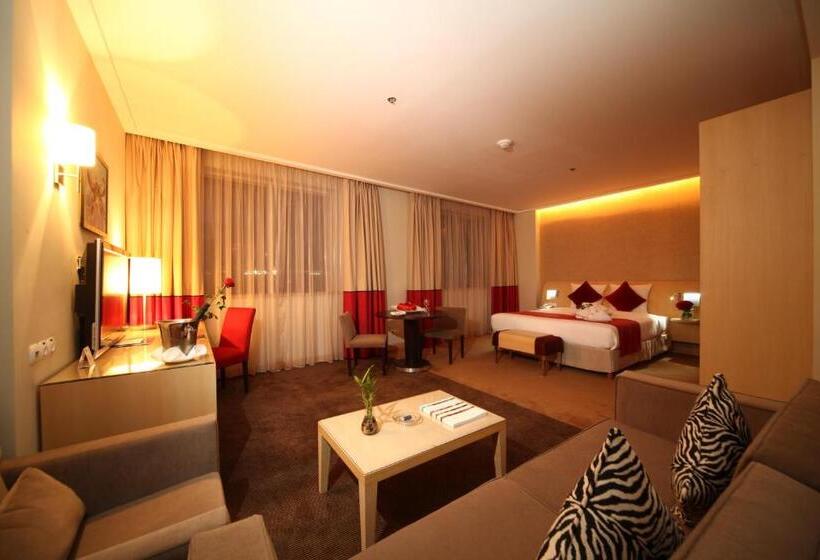 Полулюкс, Novotel Riyadh Al Anoud
