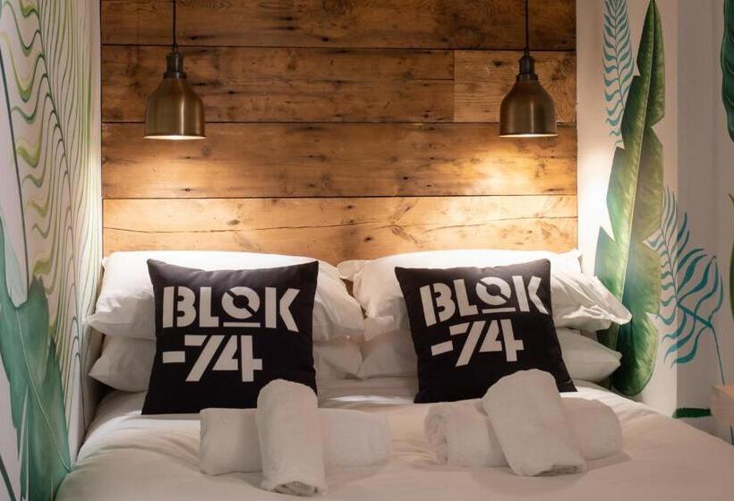 סוויטה, Blok74