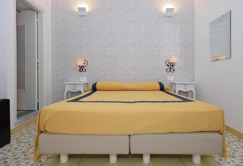 Номер Economy, 7bello