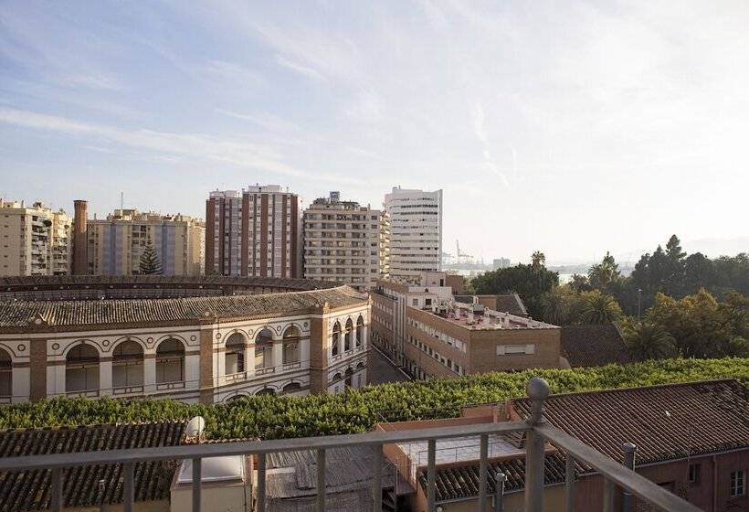 Quarto Estandar com Vistas, Eliseos