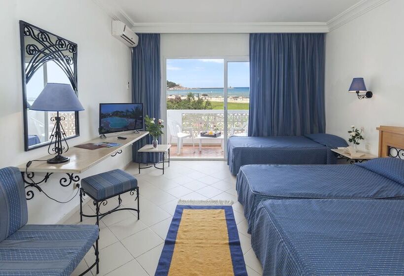 Triple Room Sea View, Itropika