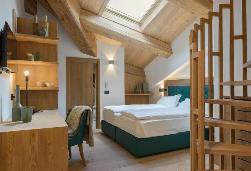 Трехместный Номер Deluxe, Royal Hotel Cortina