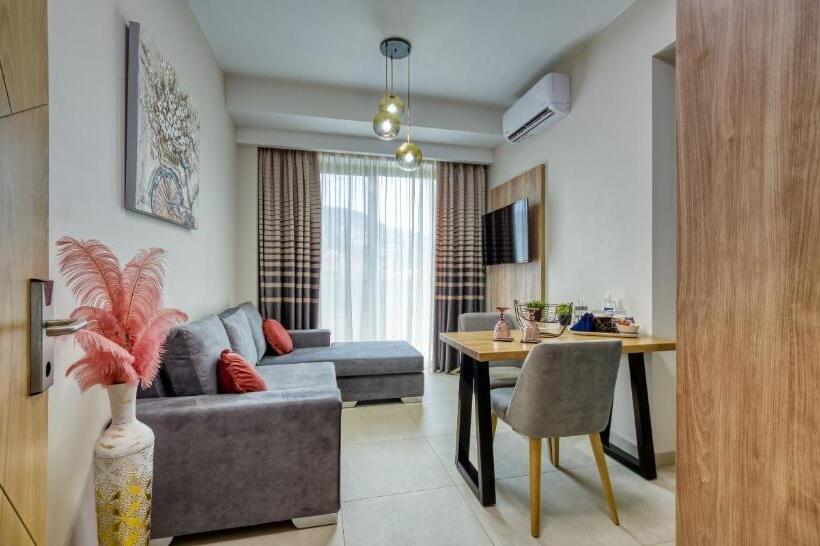 Люкс, Sapphire Horizon Suites