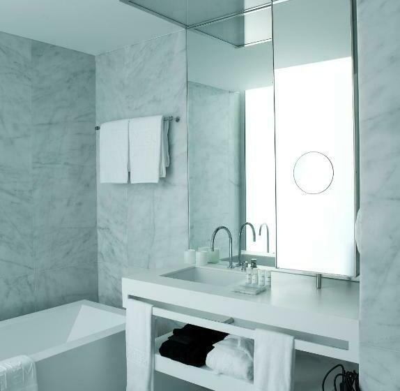 带阳台的高级房间, Altis Belem Hotel & Spa, A Member Of Design Hotels