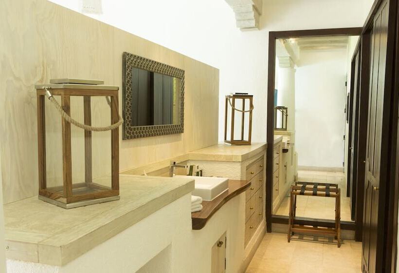 Полулюкс, Doña Urraca Hotel & Spa