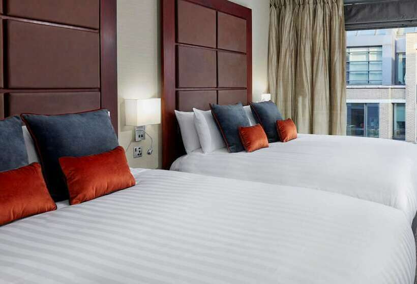 Номер Superior, Leonardo Royal London St Paul’s